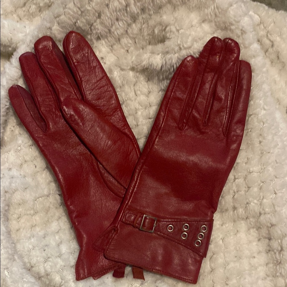 Anne Klein Red leather gloves